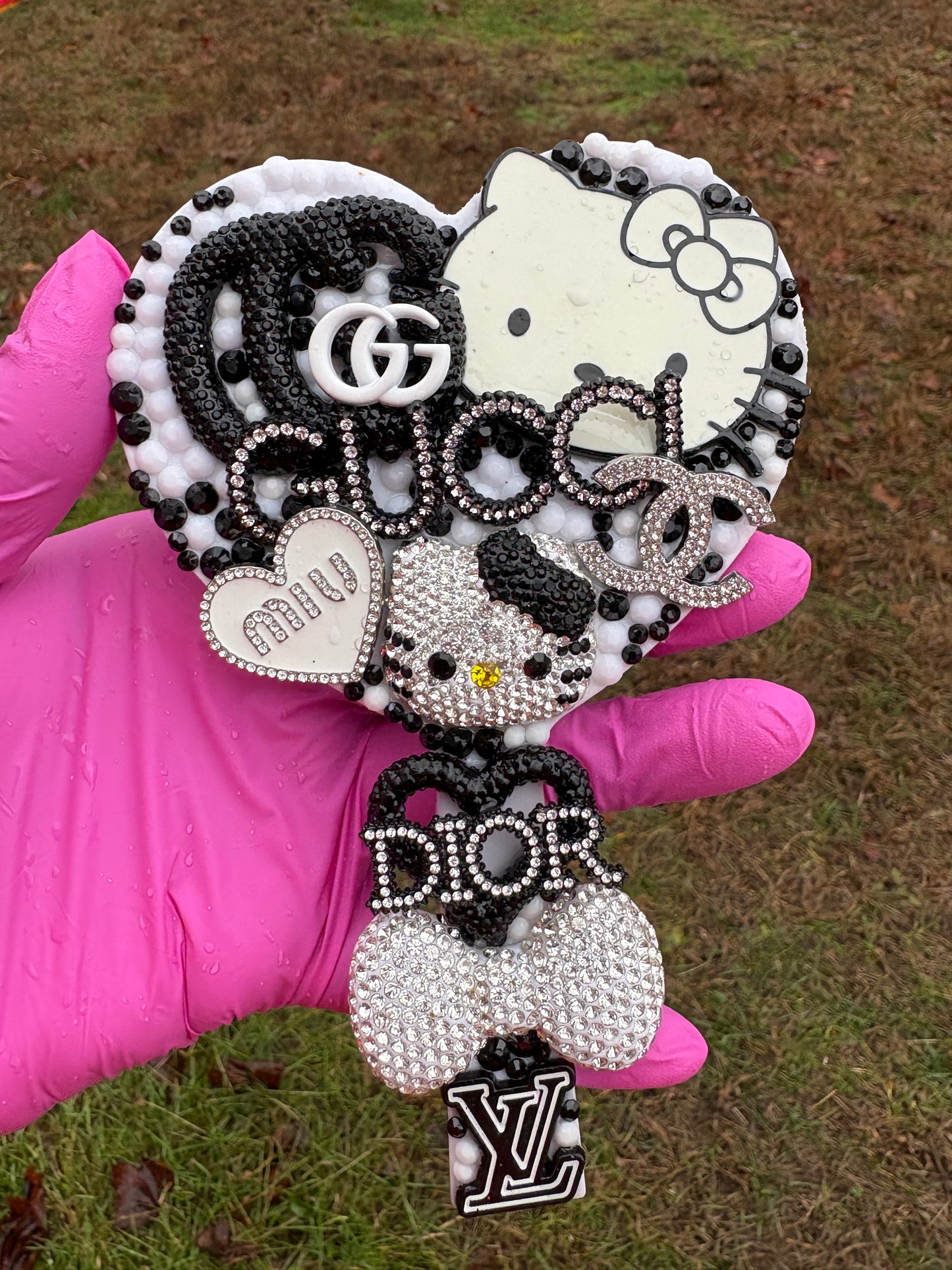 Black Designer Heart Junk Mirror (Luxury)