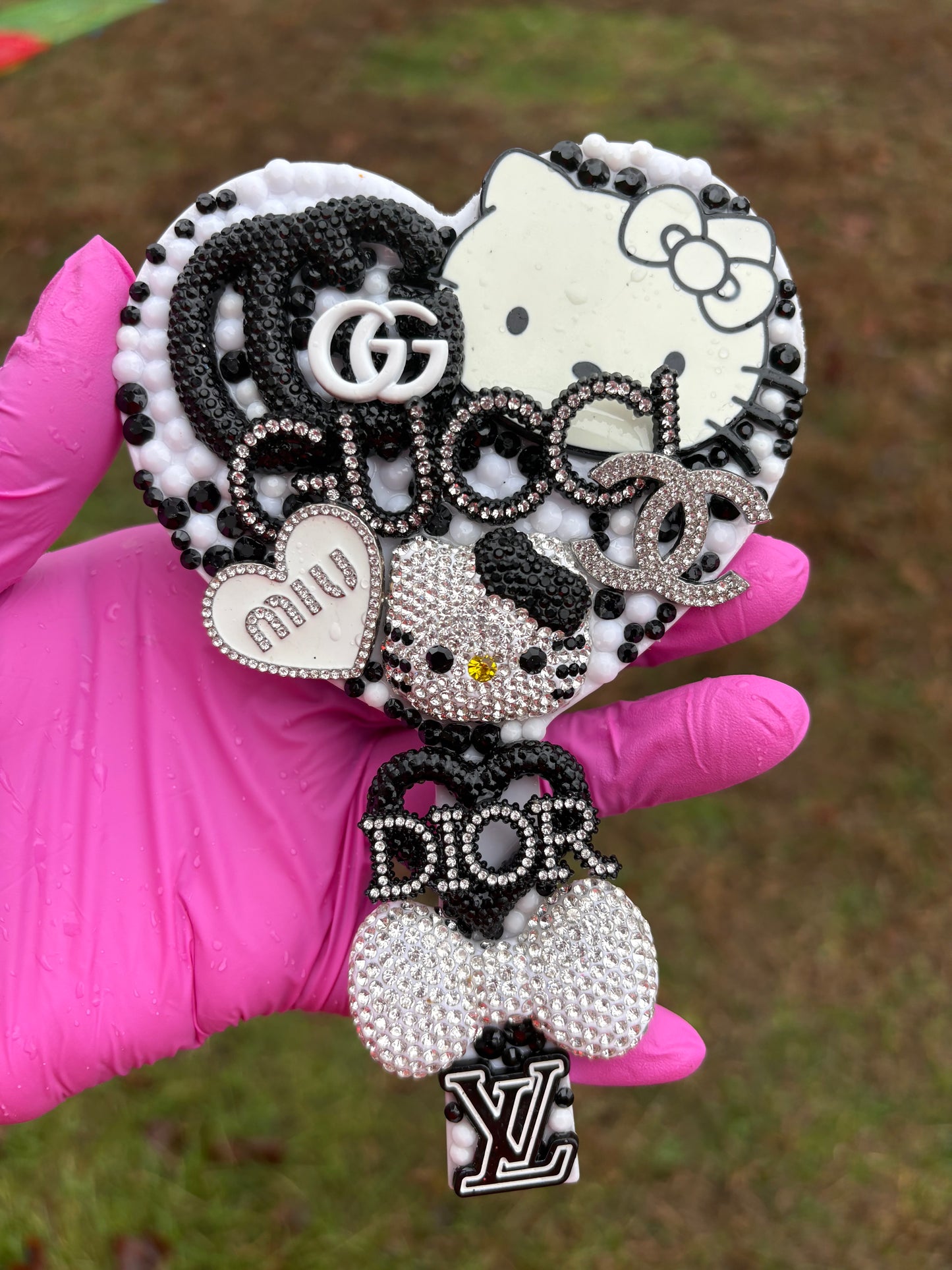 Black Designer Heart Junk Mirror (Luxury)